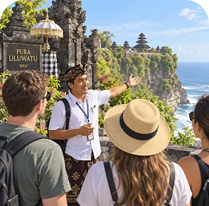 Tampilan website Nyoman Tour & Travel